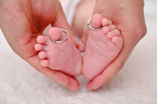 衡东宝宝睡觉头上都是汗